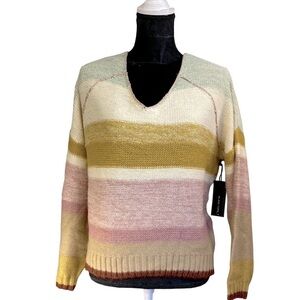 NWT‎ Black Tape Chunky Knit Sweater Size S